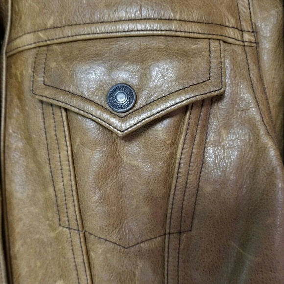 Women's Leather Jacket - Picture 4 of 9